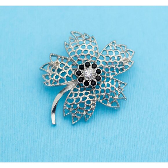 Scaly Silver Tone Flower Brooch - N1 - Picture 1 of 2